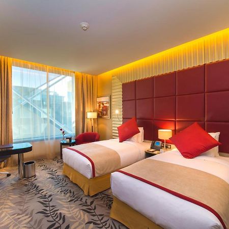 利雅得皇冠假日酒店 - Rdc酒店与会议中心 利雅德 外观 照片 Deluxe Room