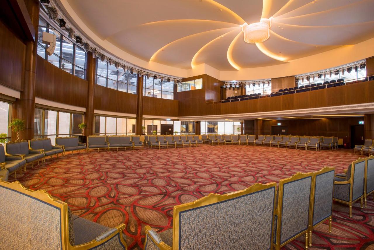 利雅得皇冠假日酒店 - Rdc酒店与会议中心 利雅德 外观 照片 The Grand Ballroom