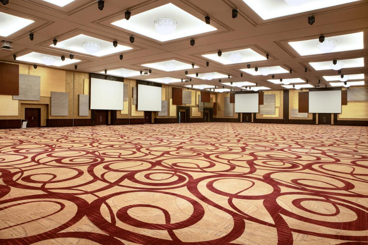 利雅得皇冠假日酒店 - Rdc酒店与会议中心 利雅德 外观 照片 The Grand Ballroom