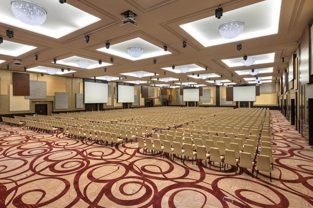 利雅得皇冠假日酒店 - Rdc酒店与会议中心 利雅德 外观 照片 The Grand Ballroom